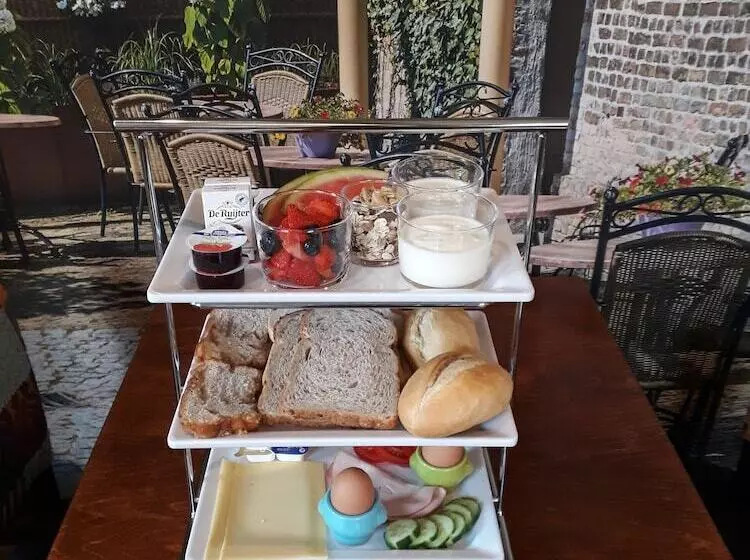 호텔 Almenum Het Sfeervolle Stadslogement