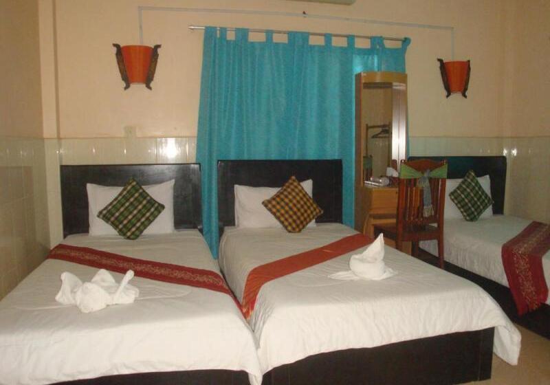 Hotel Bou Savy Guesthouse