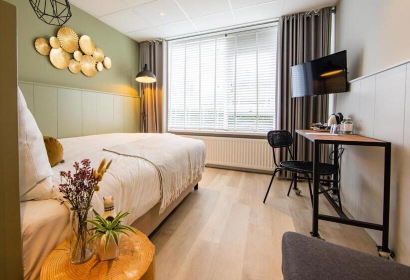 Отель Buitenplaats De Bergse Bossen