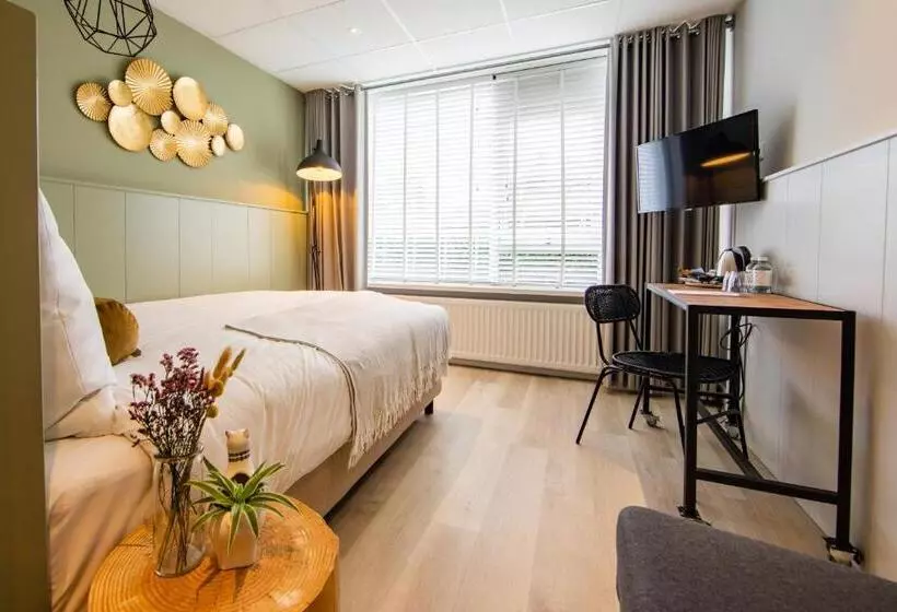 هتل Buitenplaats De Bergse Bossen