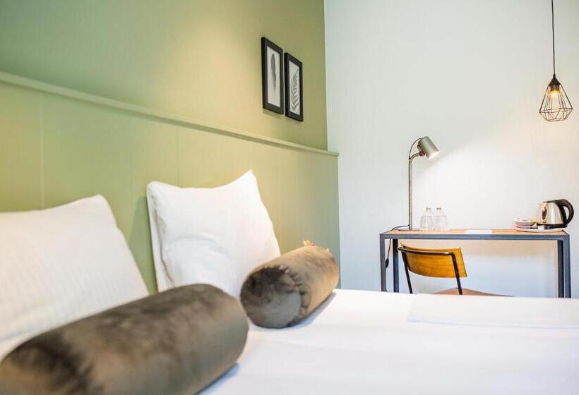 Отель Buitenplaats De Bergse Bossen