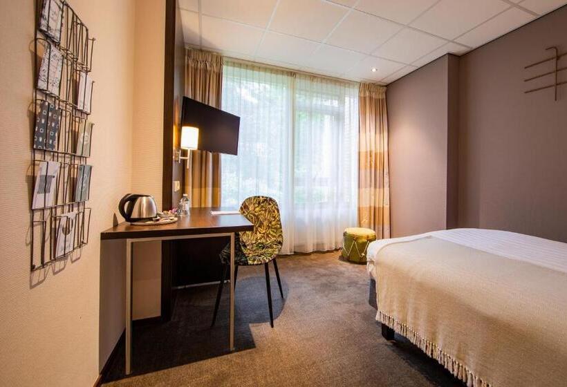 Отель Buitenplaats De Bergse Bossen