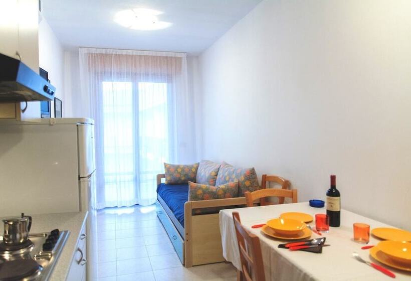 Aparthotel Costa Paradiso