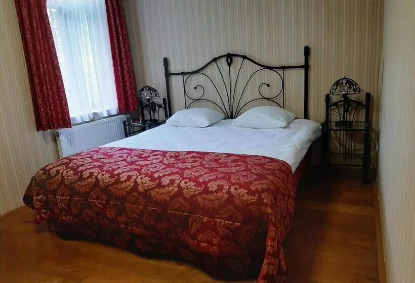 Отель Oolderhof