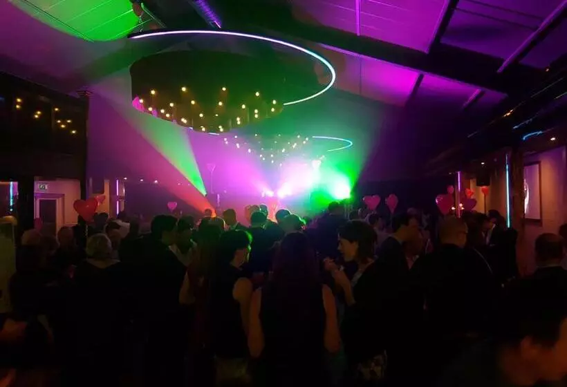 Отель Oolderhof