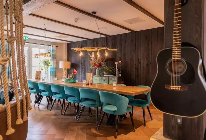 فندق De Walvisvaarder