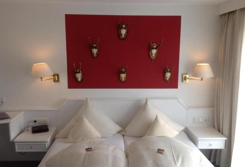 ホテル Garni Fels