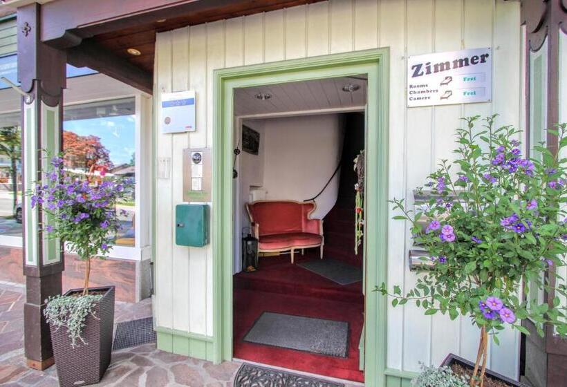 ホテル Garni Fels