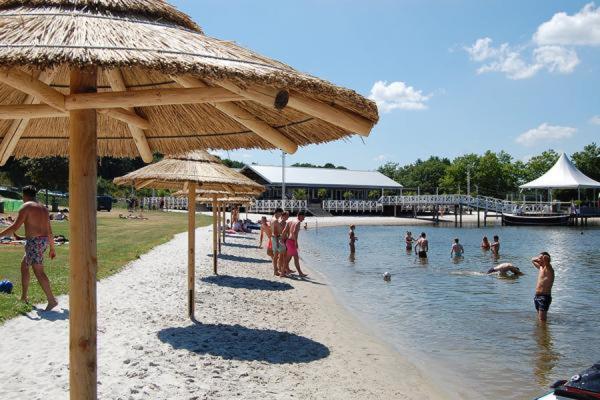 酒店 Gastenverblijf  T Smedenhuys