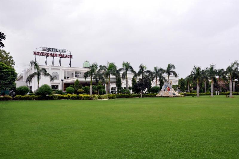ホテル Goverdhan Palace