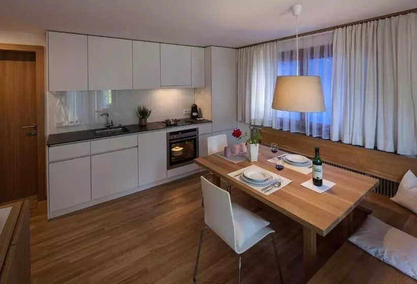 ホテル Gästehaus Lässer