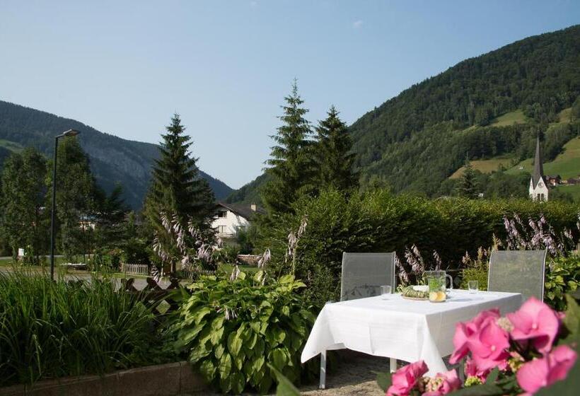 호텔 Gästehaus Lässer