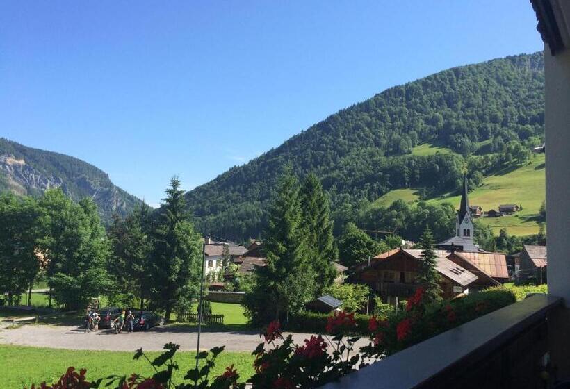 호텔 Gästehaus Lässer