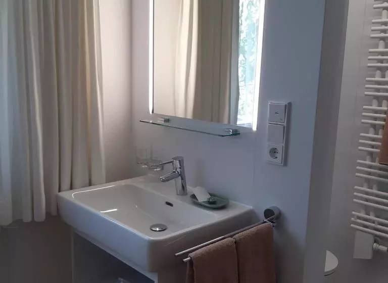 ホテル Gästehaus Lässer