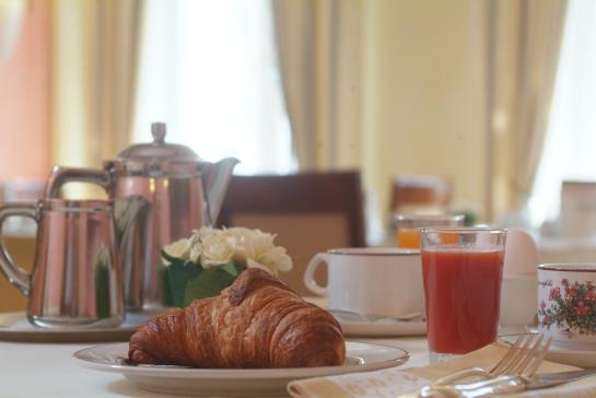 هتل Hostellerie De La Basilique