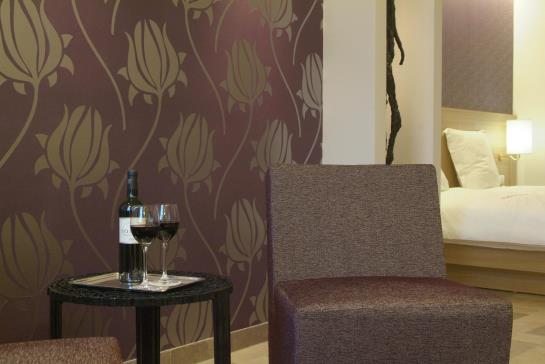 هتل Hostellerie De La Basilique