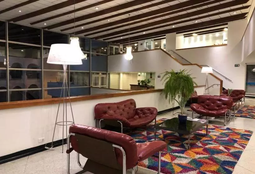 فندق Hunza Y Centro De Convenciones