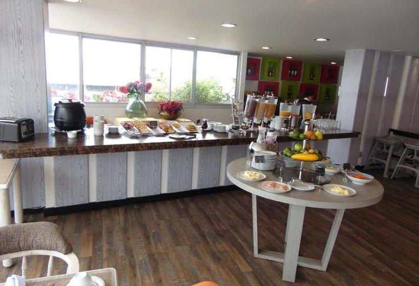 ホテル Hunza Y Centro De Convenciones