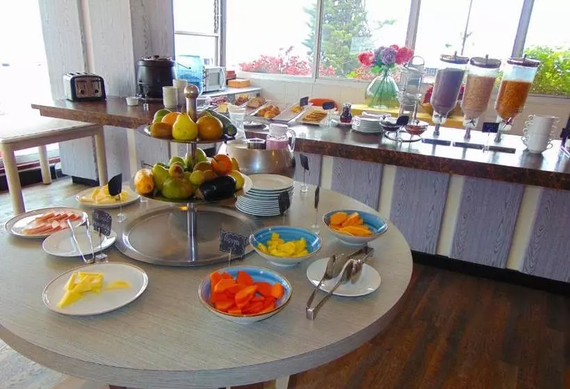 فندق Hunza Y Centro De Convenciones