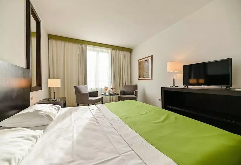 ホテル International