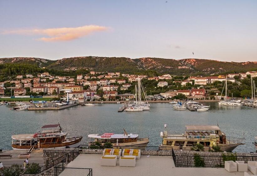 호텔 International