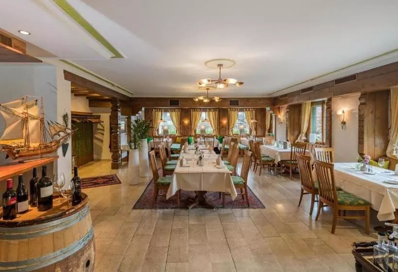 ホテル Landhaus Schiffle