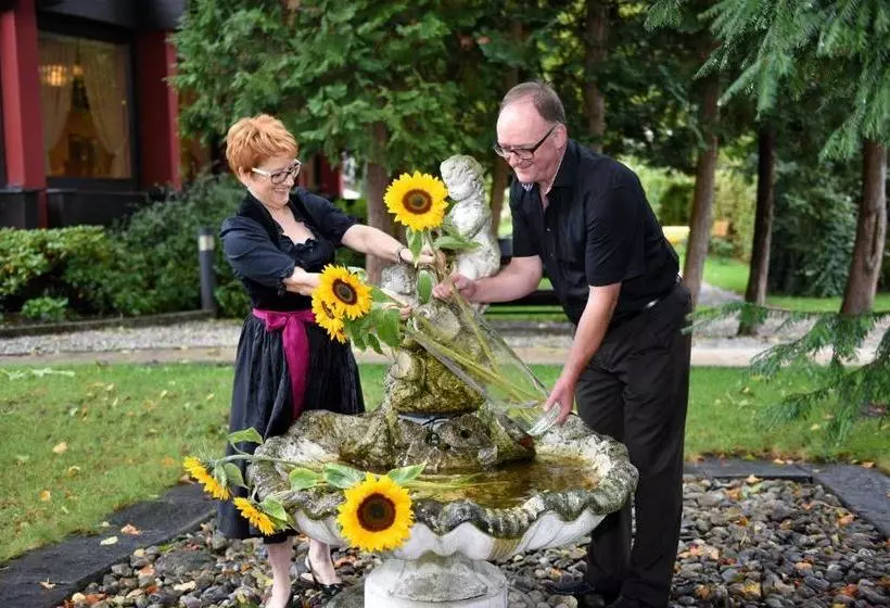 ホテル Landhaus Schiffle