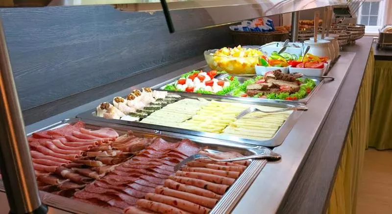 هتل Pertschy Palais