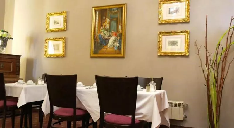 هتل Pertschy Palais