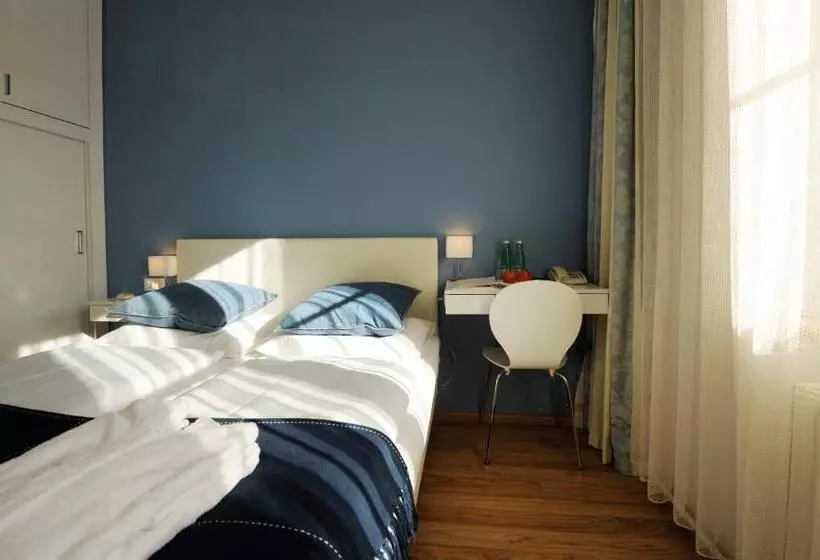 Отель Seewirt & Haus Attila