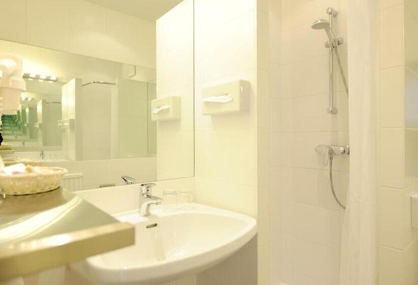 Отель Seewirt & Haus Attila