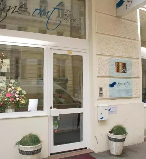 هتل Very Central, 5 Min To City Center, Self Check In