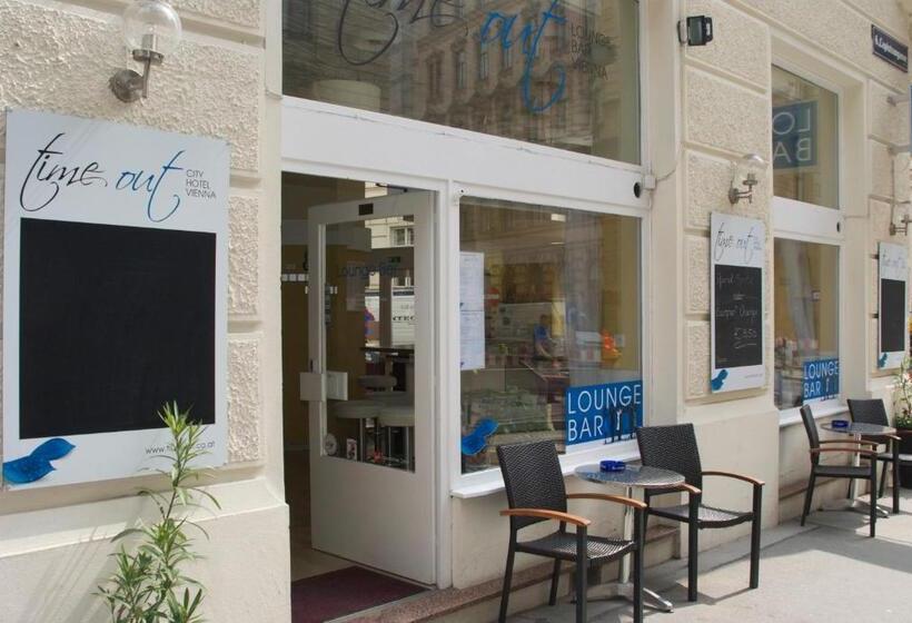 Otel Very Central, 5 Min To City Center, Self Check In