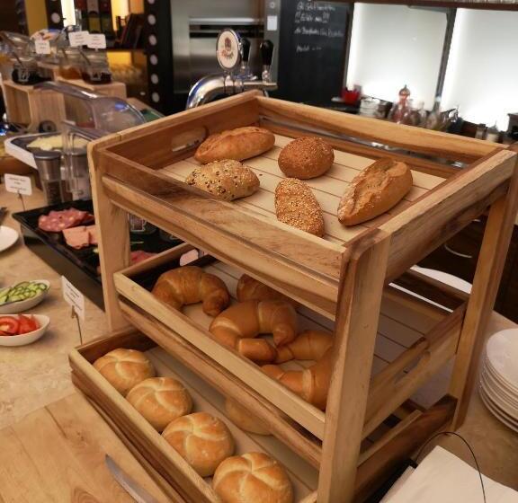 Otel Very Central, 5 Min To City Center, Self Check In