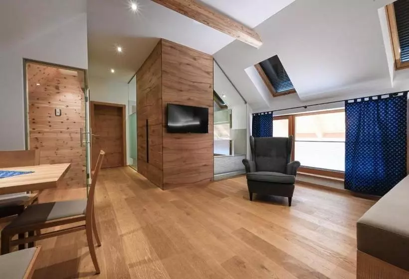 Отель Winzerhof Kiss