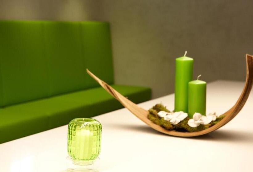 Отель Winzerhof Kiss