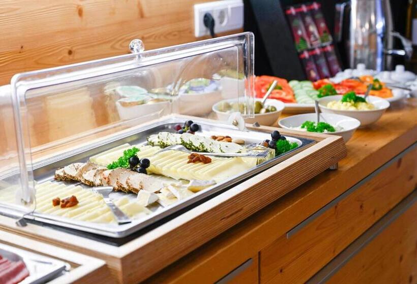 Отель Winzerhof Kiss