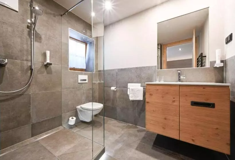 Отель Winzerhof Kiss