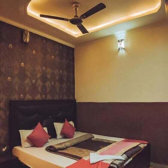 بنسيون Lucky Restaurant & Guest House