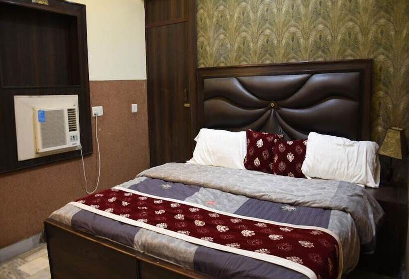 بنسيون Lucky Restaurant & Guest House