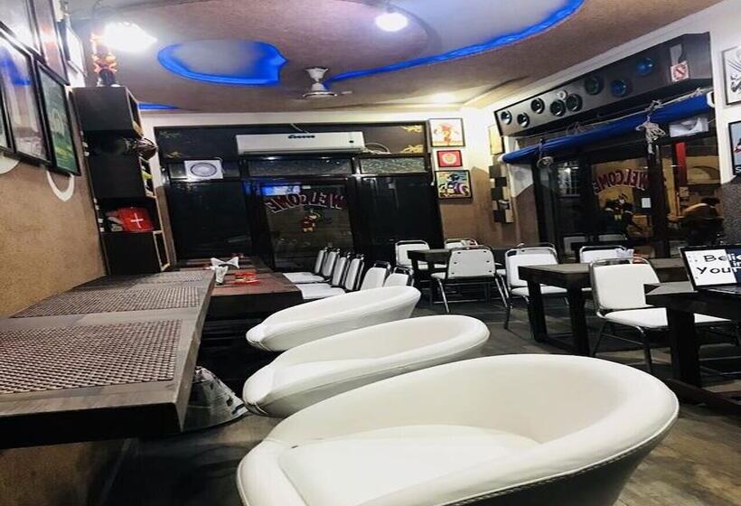 بنسيون Lucky Restaurant & Guest House