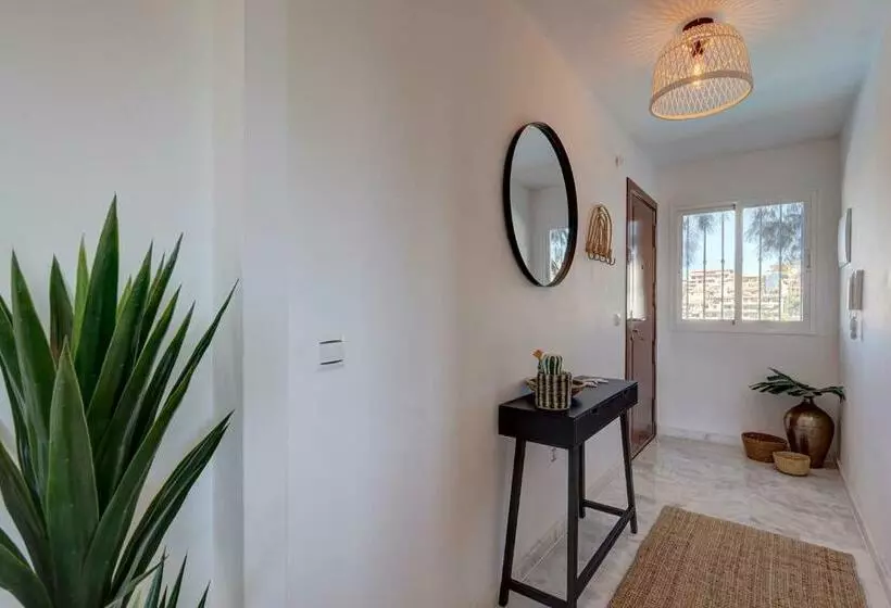 105 Welcoming Andalusian Style 2 Bed Apartment With Views Of Miraflores Golf