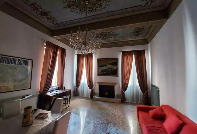 Anna S House