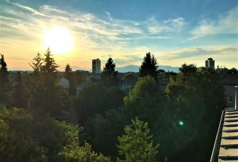 Calme Lumineux Spacieux Accueillant