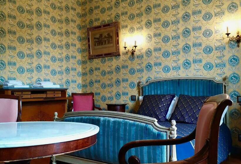 Château Xixème Pour 12 Pers, Parc 1.3ha, Chambres D époque, Proche Commerces, Laval Et Activités