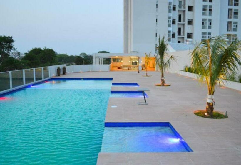 Edificio Atlantis Tower, Confortable Y Agradable