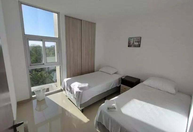 Edificio Atlantis Tower, Confortable Y Agradable