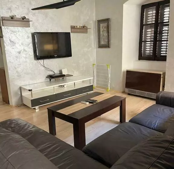 Katareo Apartment