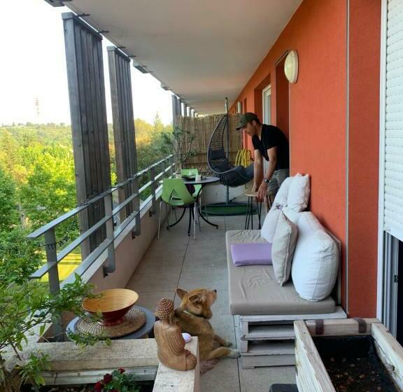 T2 Avec Grande Terrasse Plongeant Sur Une Forêt