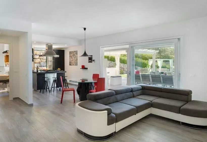 Villa Pietro 10 In Nisporto